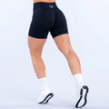 Sculpt Short negro Wisel, en movimiento